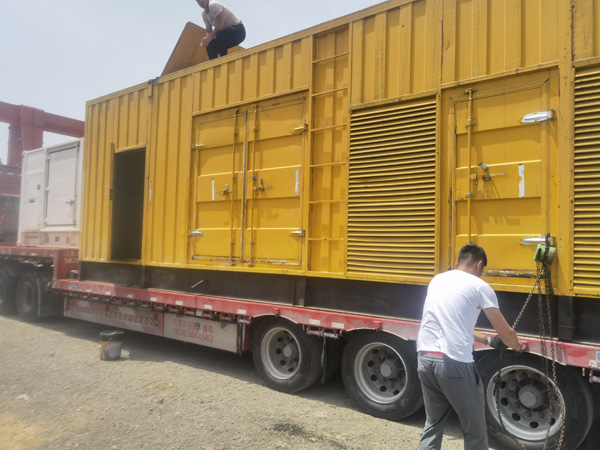 安康发电机出租100KW发电机需要什么规格的电缆线？