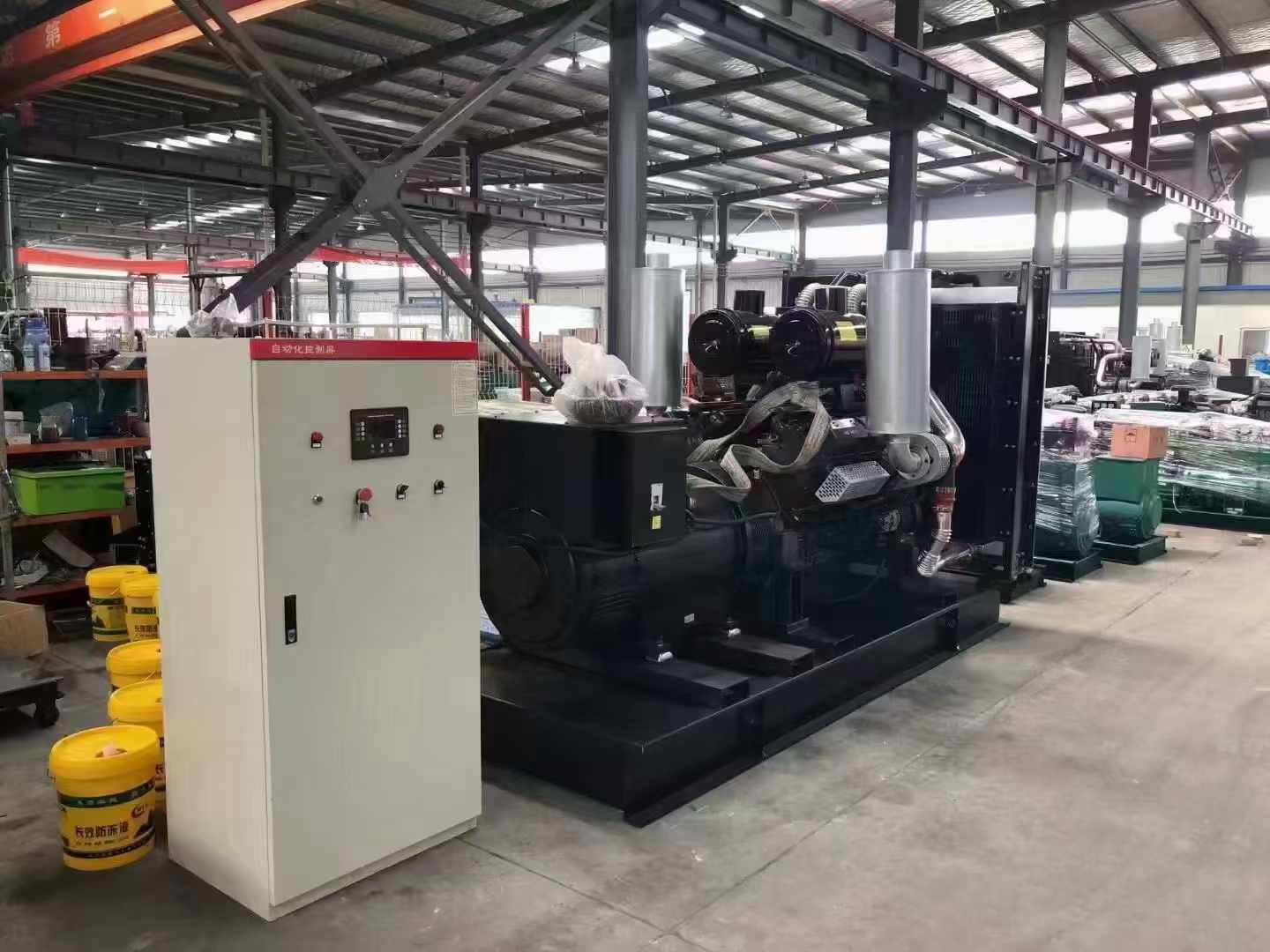 安康柴油发电机运行时的噪音和振动水平如何？