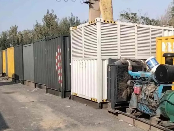安康200KW柴油发电机机组每小时油耗是多少？